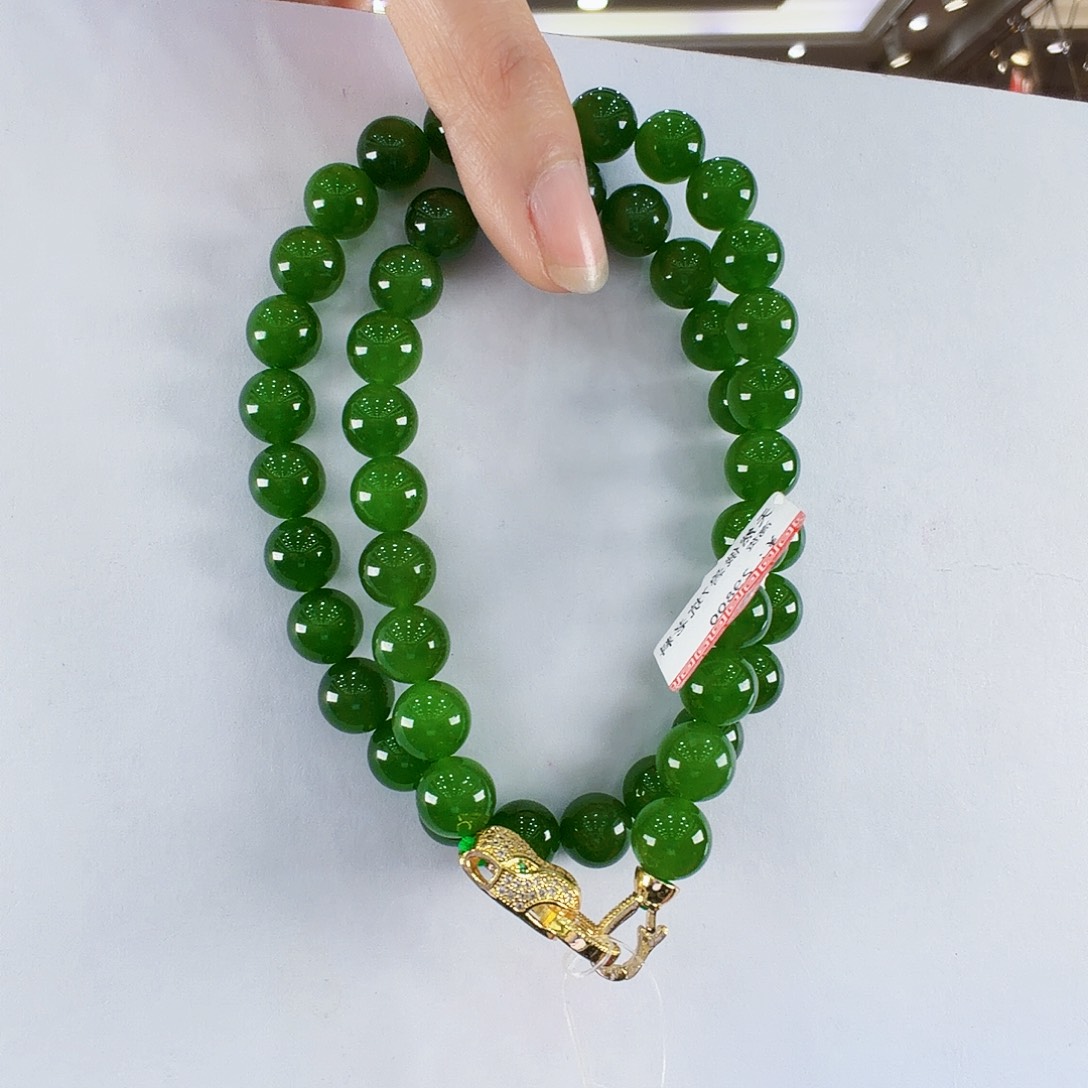 颈饰未镶嵌和田玉（碧玉）H*?