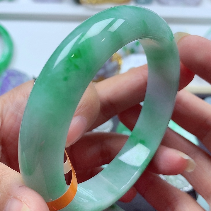 未镶嵌手镯翡翠翡翠