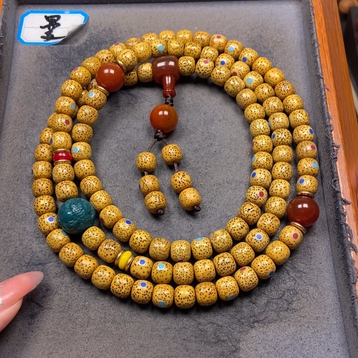 星月菩提吊坠菩提