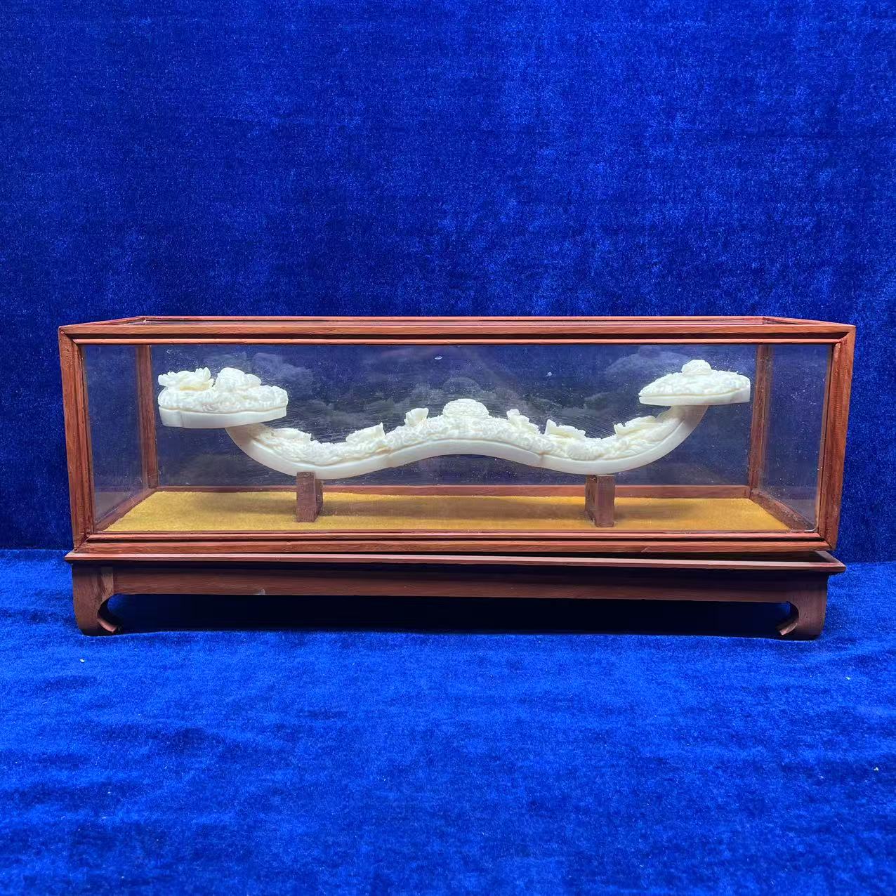 冰料九龙如意+底座+玻璃框家居摆件