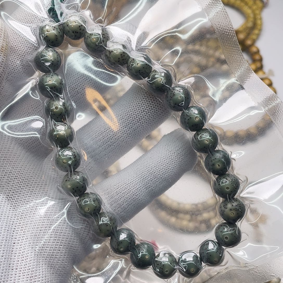 星月菩提手串绿幽灵10圆手持