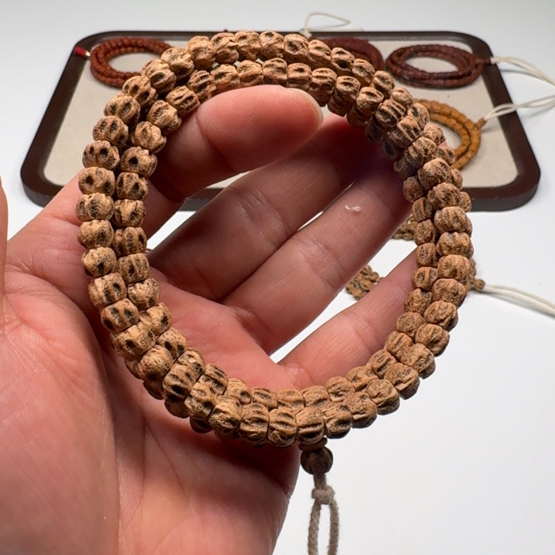 柏香籽/百香籽手串东**霸7mm