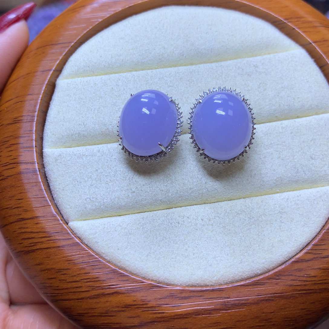 【闪购商品】翡翠颈饰18K金镶嵌D****n翡翠