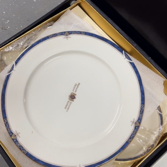 @***呀金葡萄瓷器欢迎您