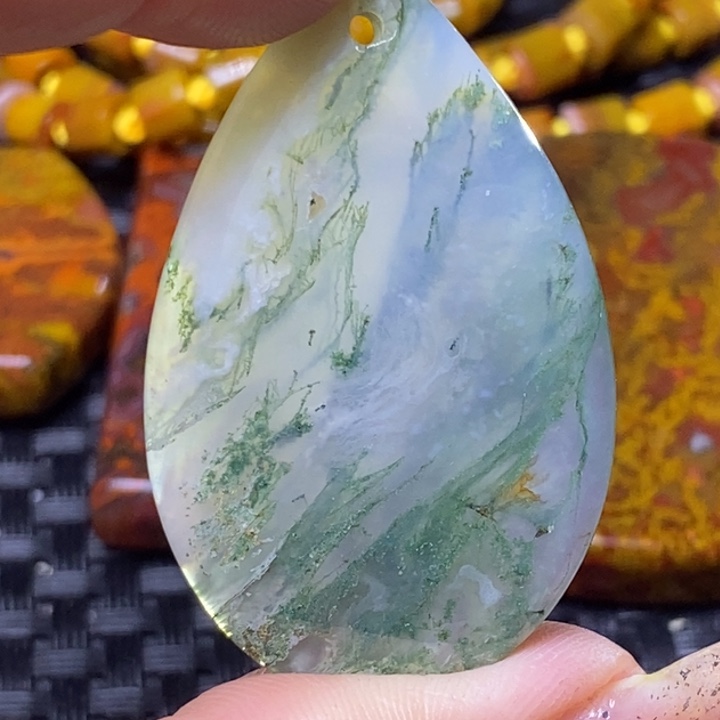 玛瑙/玉髓颈饰未镶嵌