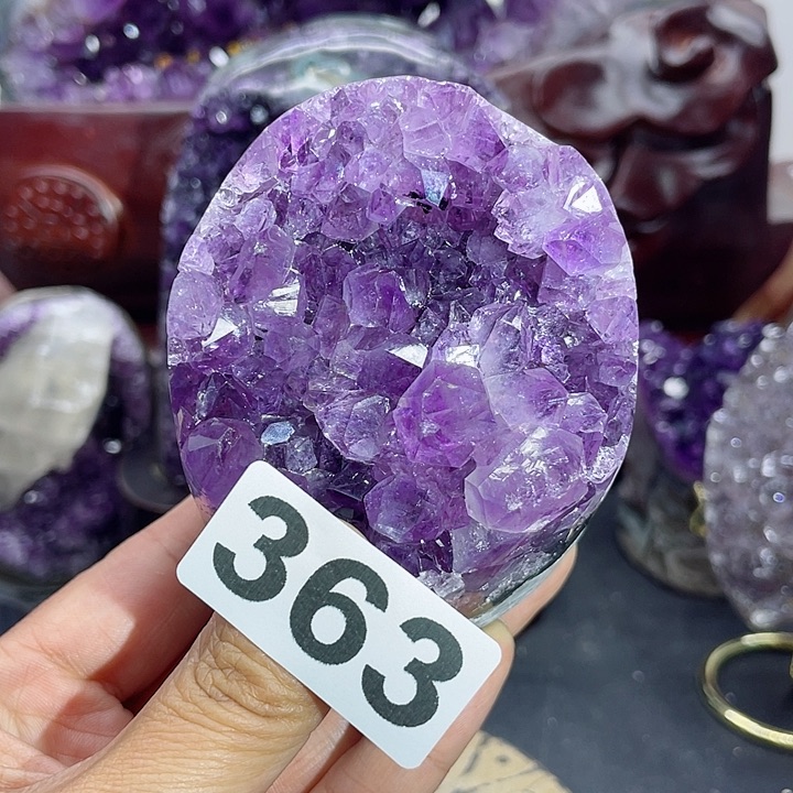 未镶嵌水晶大型摆件（非配饰）