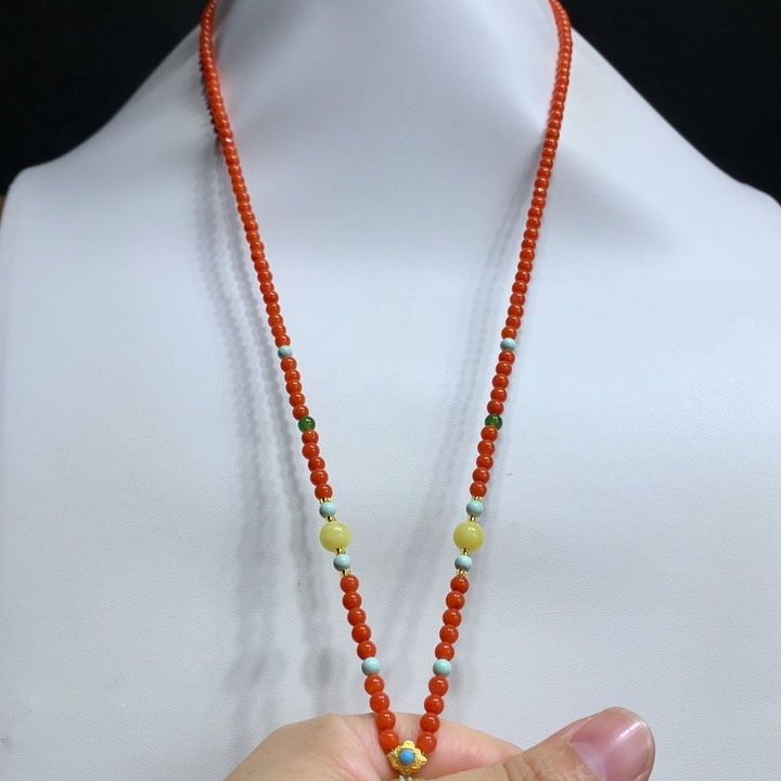 南红玛瑙未镶嵌颈饰4.7mm