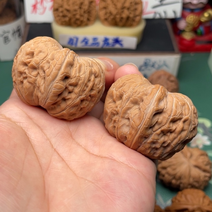 【闪购商品】文玩核桃把件42元宝