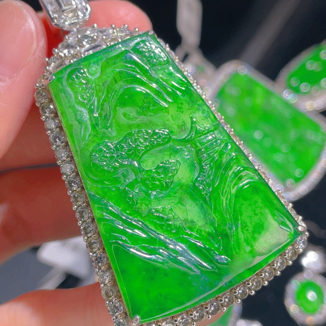 翡翠吊坠(不含链)未镶嵌