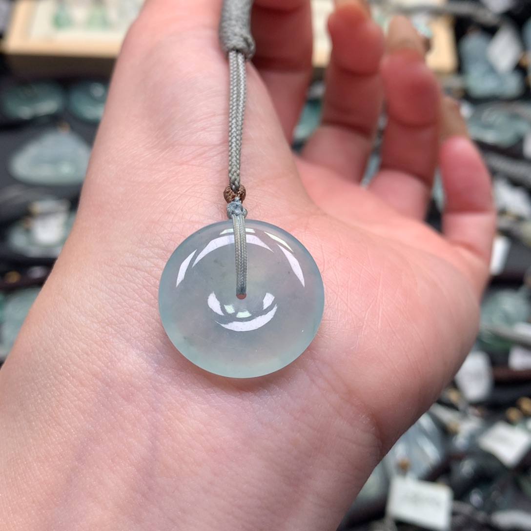 翡翠颈饰未镶嵌00000000000