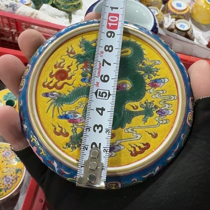 摆件平**过景德镇陶瓷艺术品