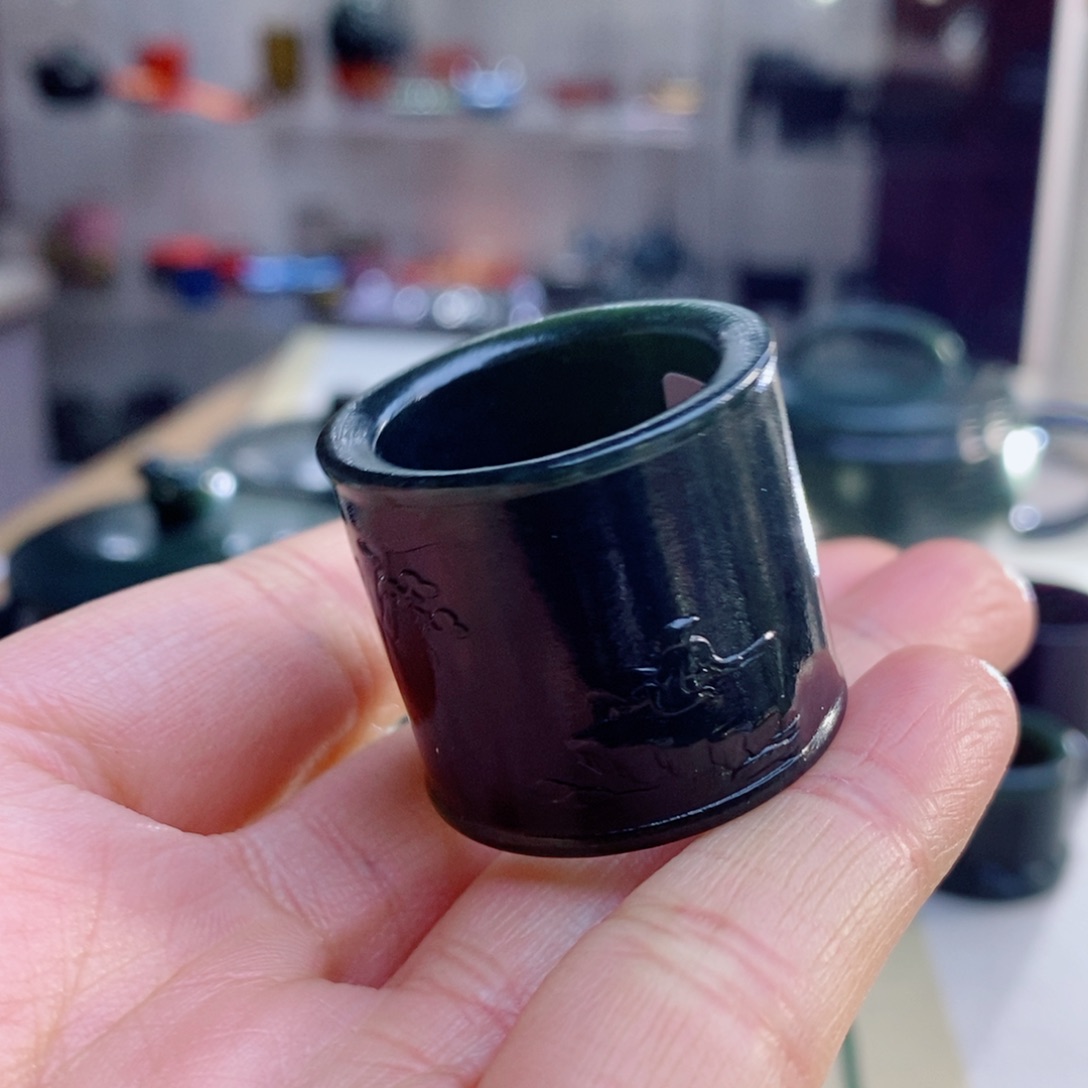 和田玉（青玉）摆件未镶嵌俺****瑞微瑕