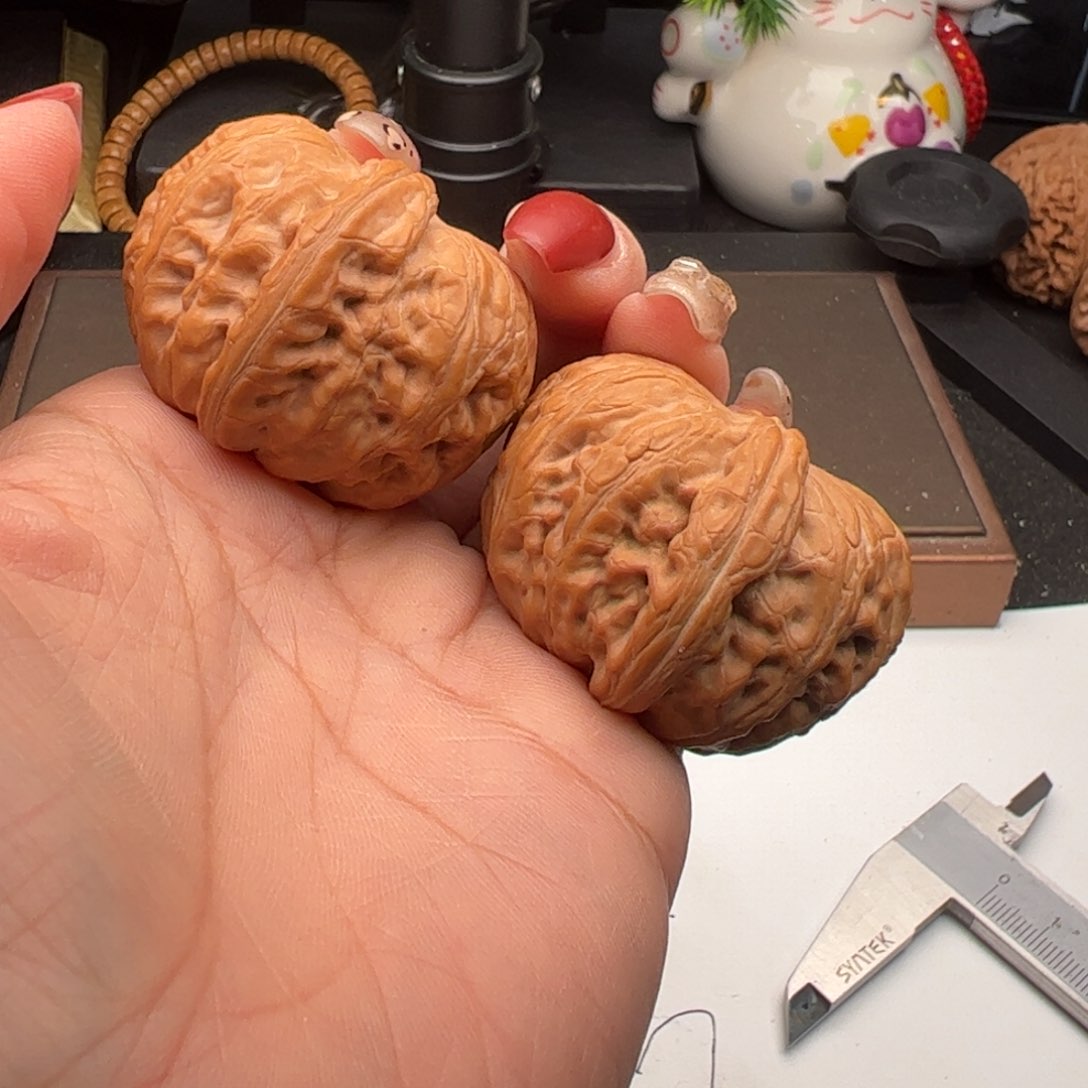 文玩核桃吊坠滢元宝42