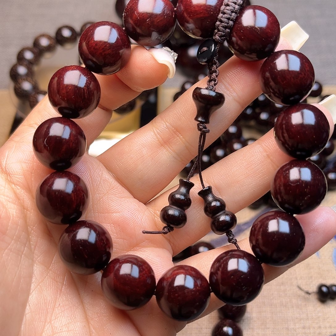 檀香紫檀（小叶紫檀）1.5 15颗