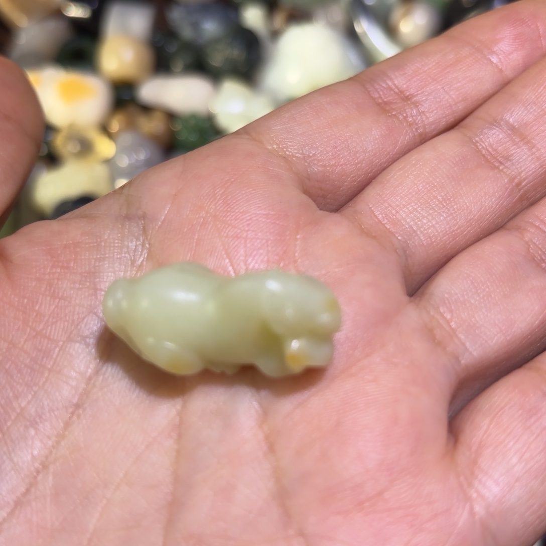 5***鱼和田玉未镶嵌珠宝半成品