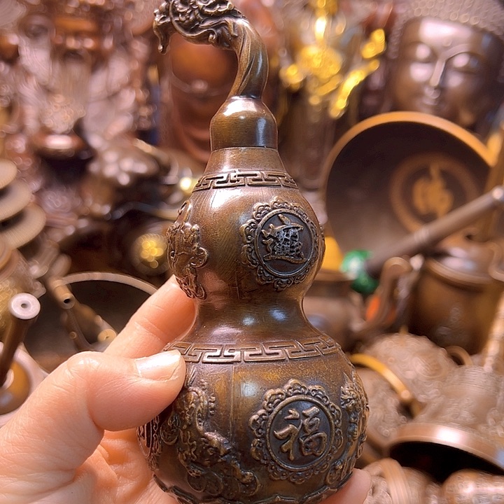 铜2233665886668966669666