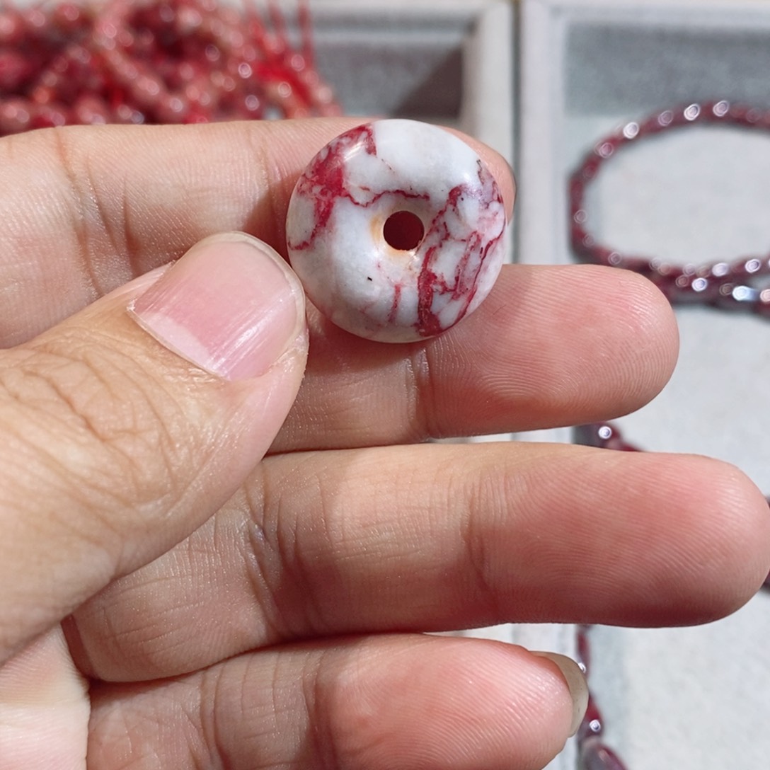 天然辰砂原石平安扣