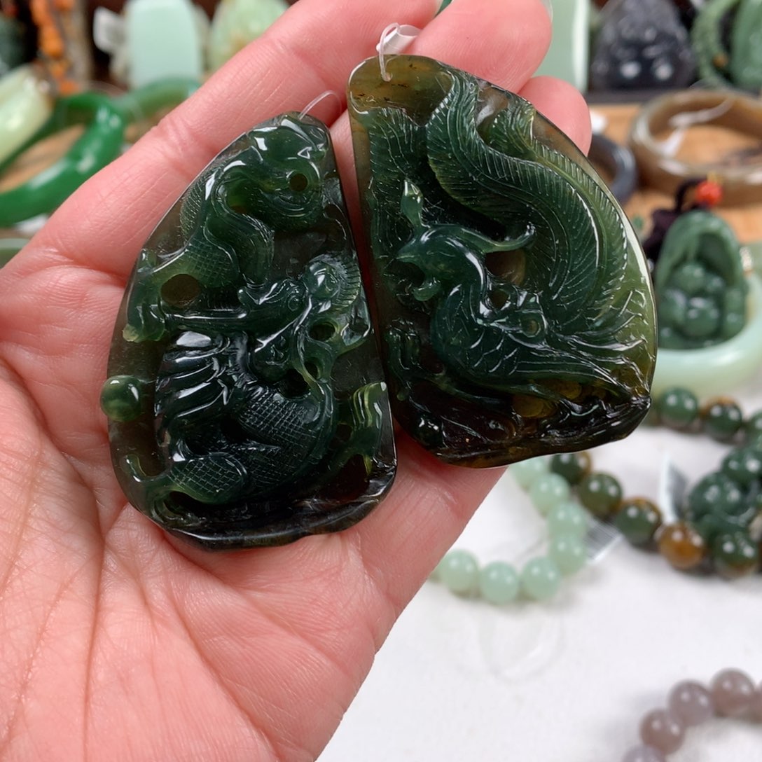 岫玉颈饰未镶嵌吊坠