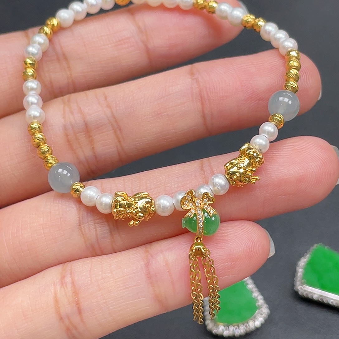 翡翠18K金镶嵌手链绿葫芦手链