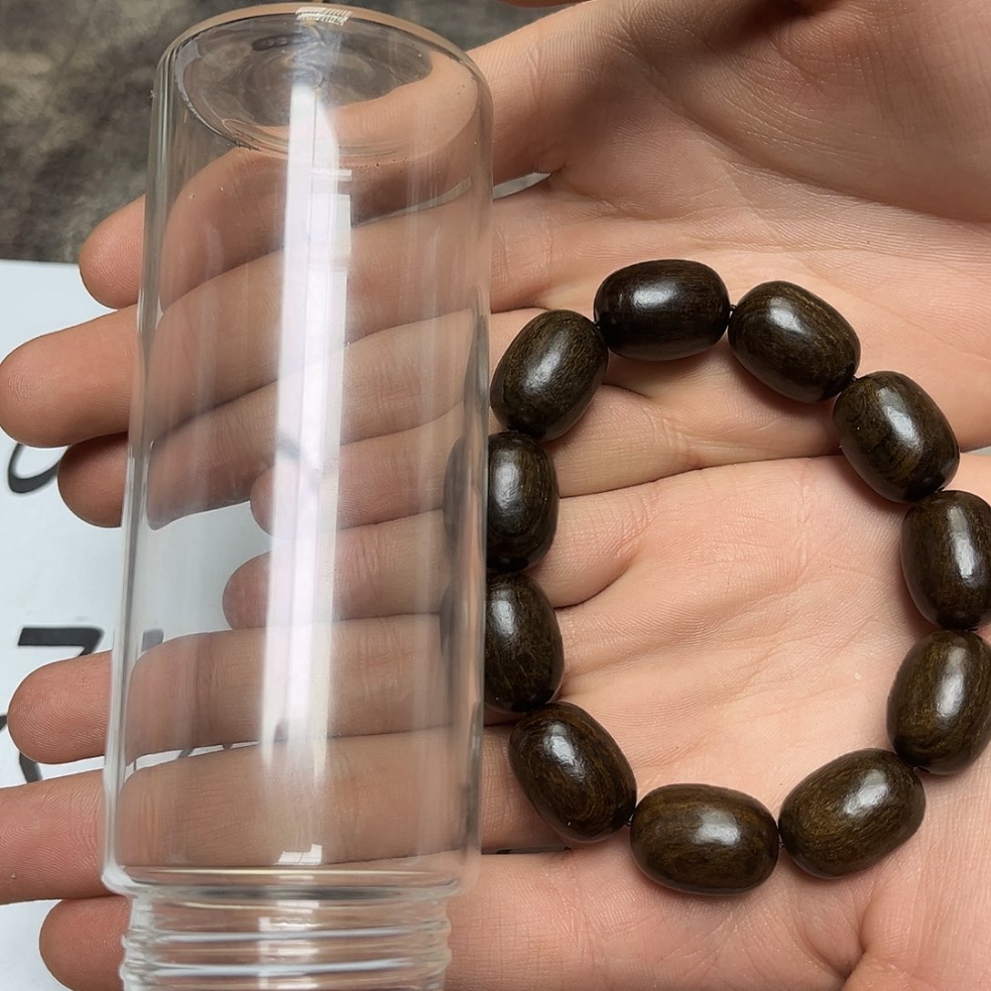大叶紫檀（黑酸枝木类）