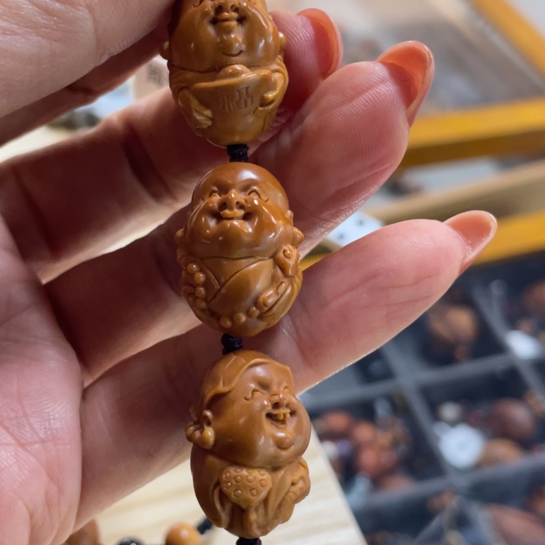 橄榄核吊坠小沙弥单子三颗