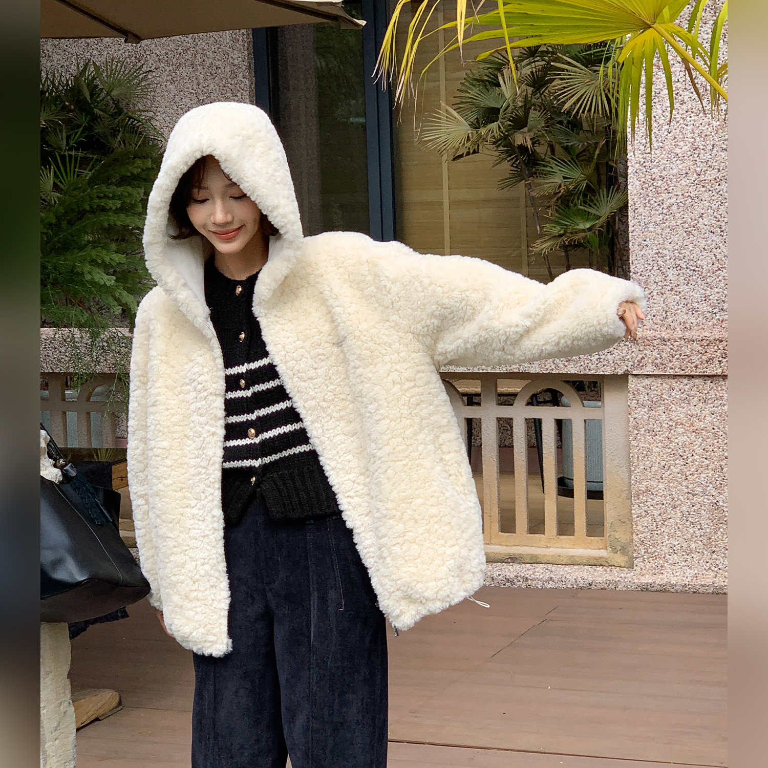 【双十二92折】【雪人外套】FS512W041毛茸茸连帽外套