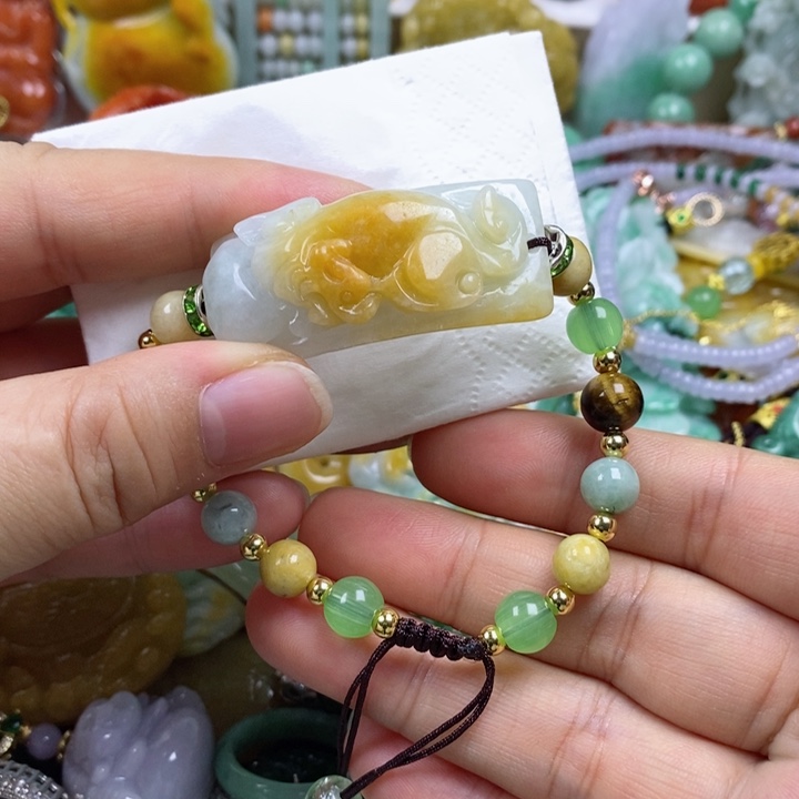 翡翠吊坠(不含链)未镶嵌