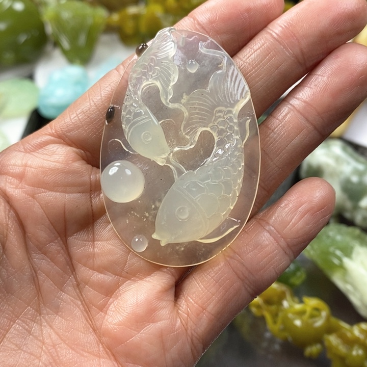 蛇纹石玉挂件未镶嵌