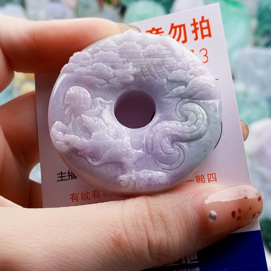 吊坠(不含链)未镶嵌翡翠