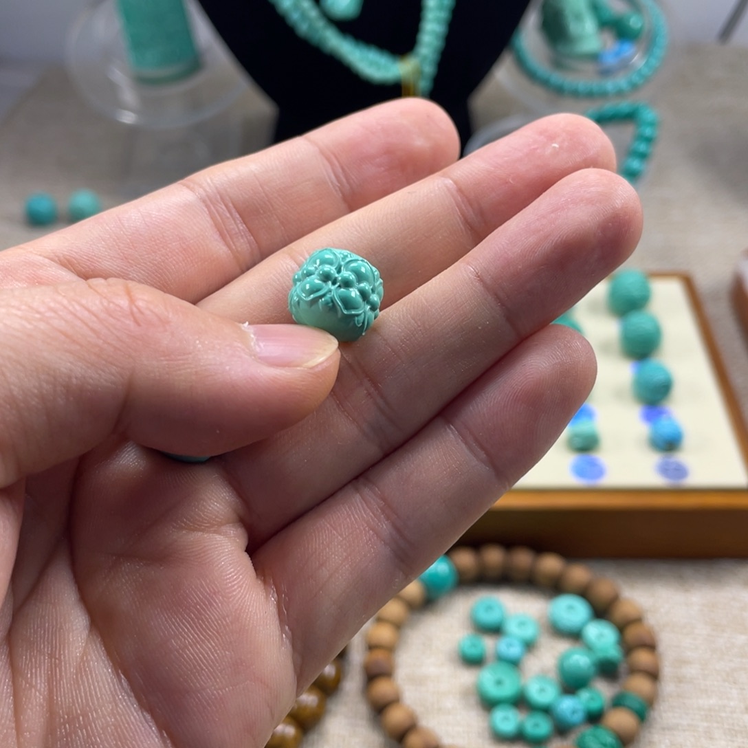 十堰手工雕刻配饰配珠，直径12