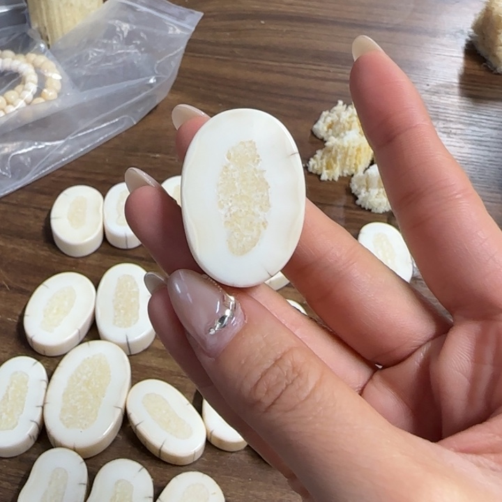 琉璃/树脂/塑料类胖饼子