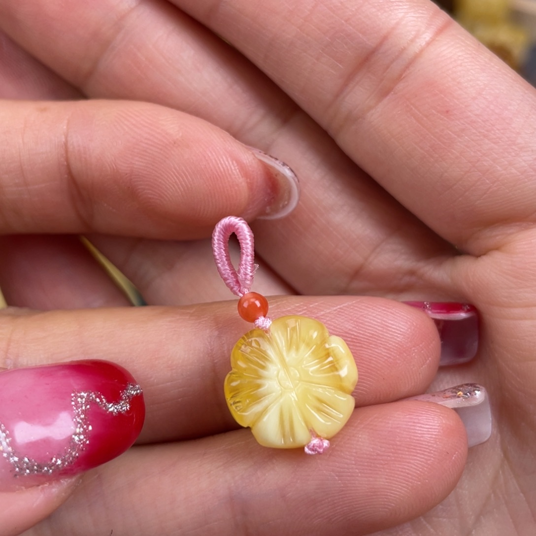 琥珀裸石未镶嵌蜜蜡