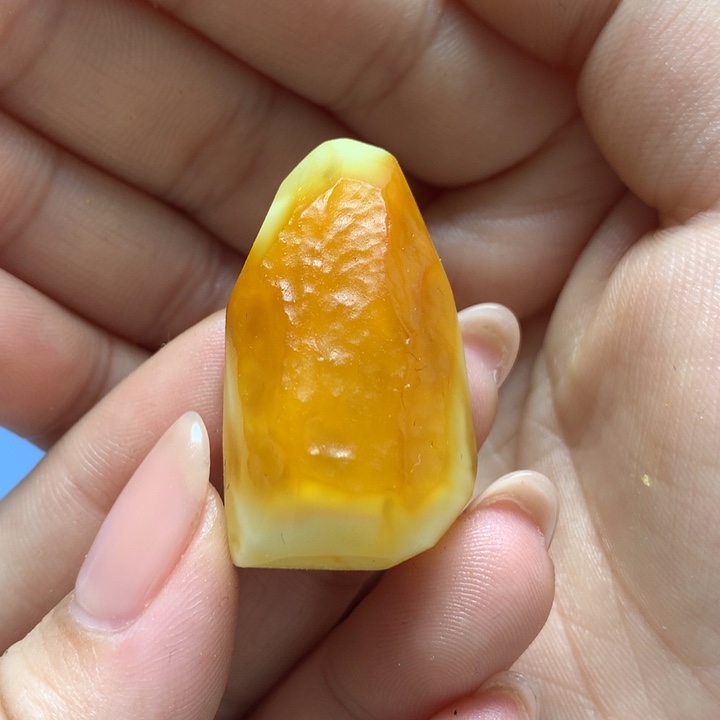 未镶嵌定制琥珀蜜蜡工坊原石定制