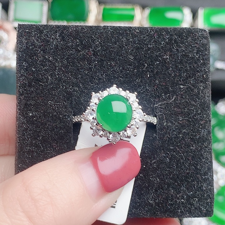 翡翠未镶嵌戒指戒指