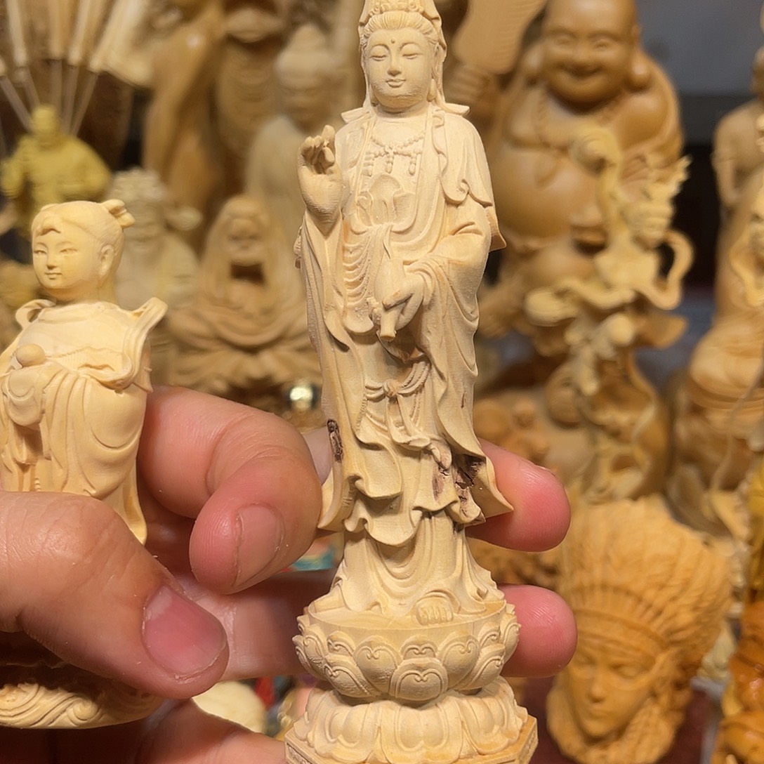 黄杨木小瑕疵净瓶观音