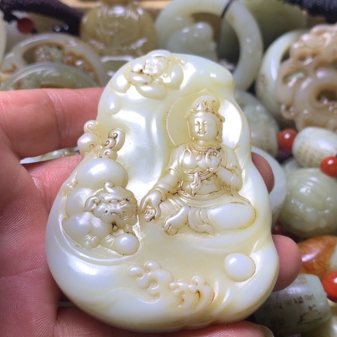 未镶嵌和田玉挂件糖*