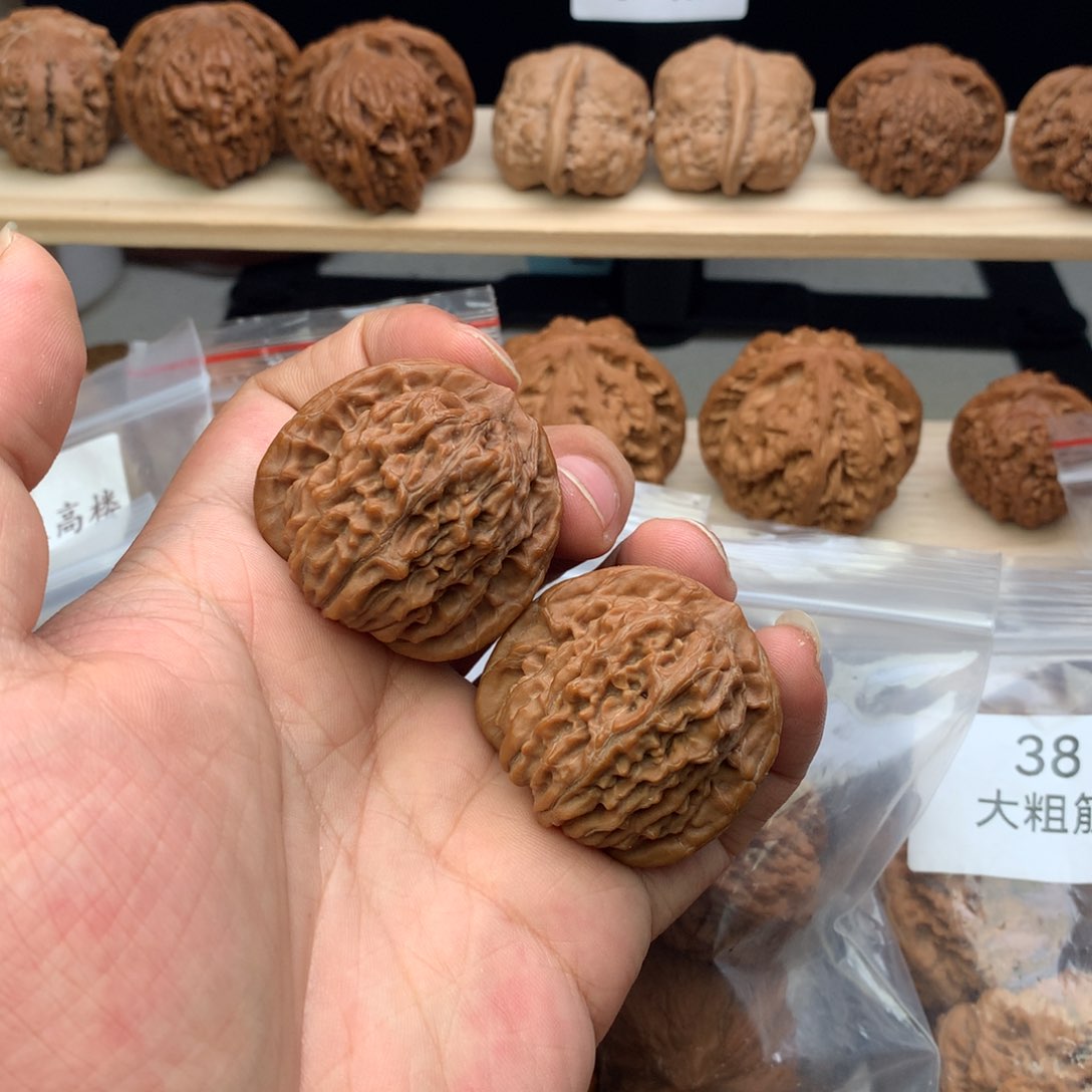 文玩核桃把件39尺全品无修四座楼