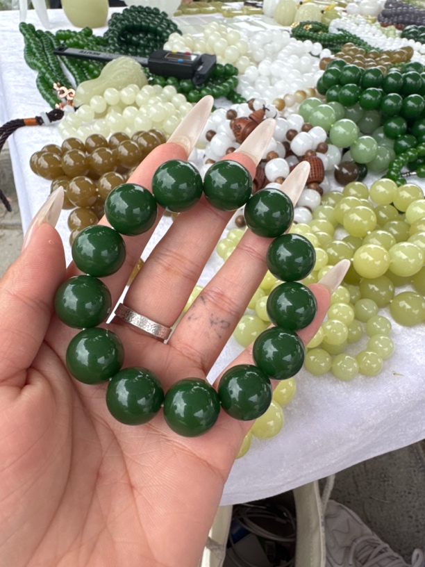 高端精品菠菜绿手串 卡16