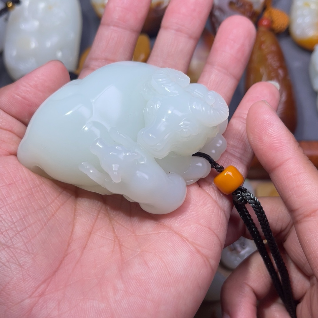 和田玉挂件未镶嵌晋**业