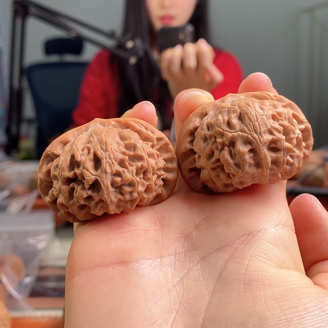 文玩核桃吊坠47宫灯