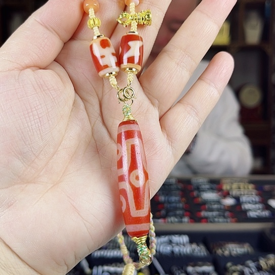 玛瑙/玉髓颈饰合金