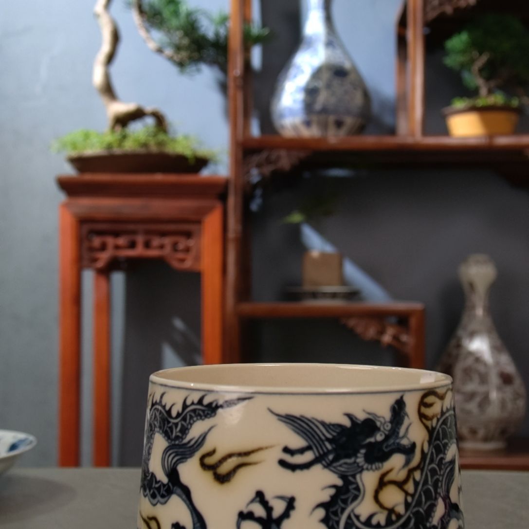 釉里金双龙主人杯