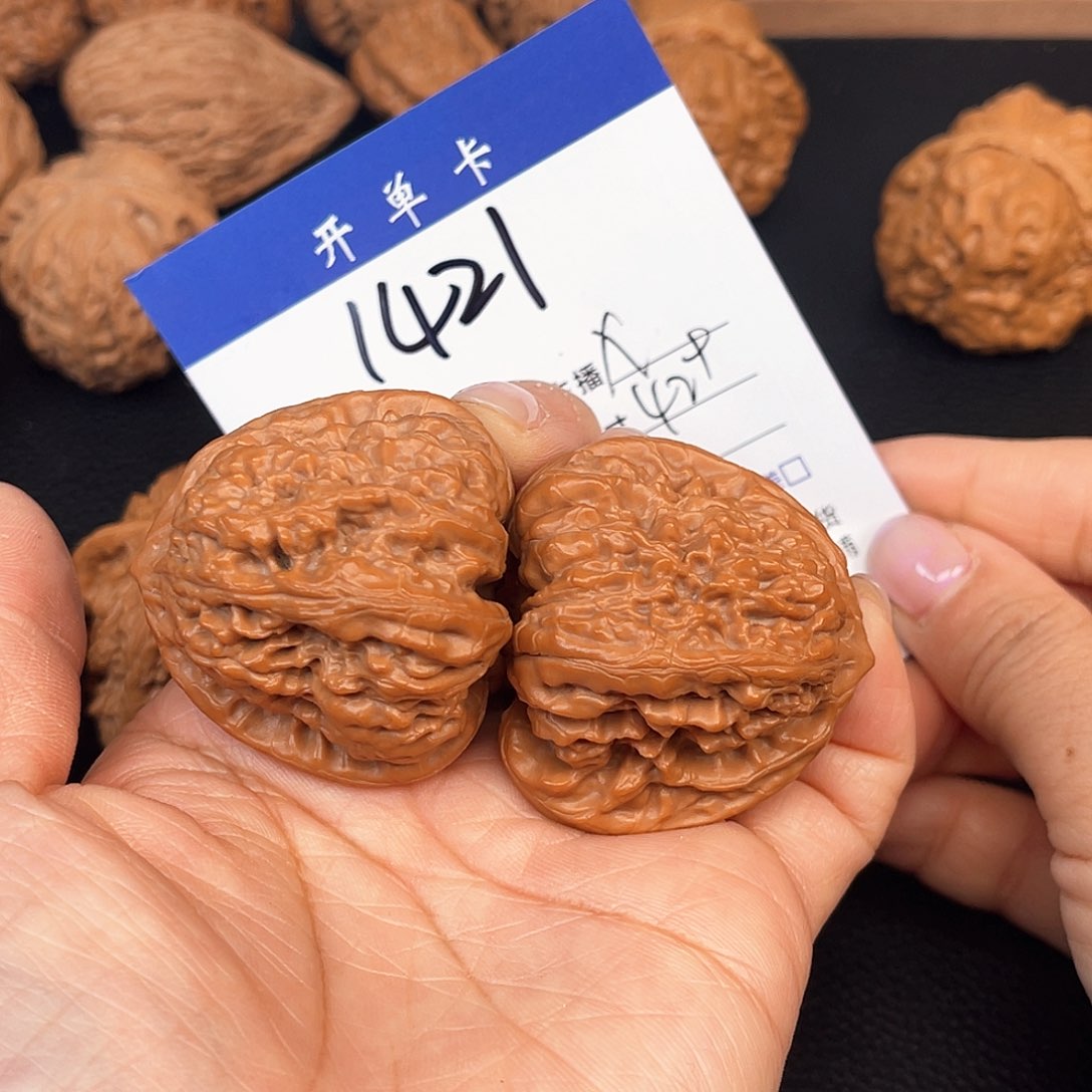 文玩核桃吊坠平谷凹底42尺。 无刀修1421