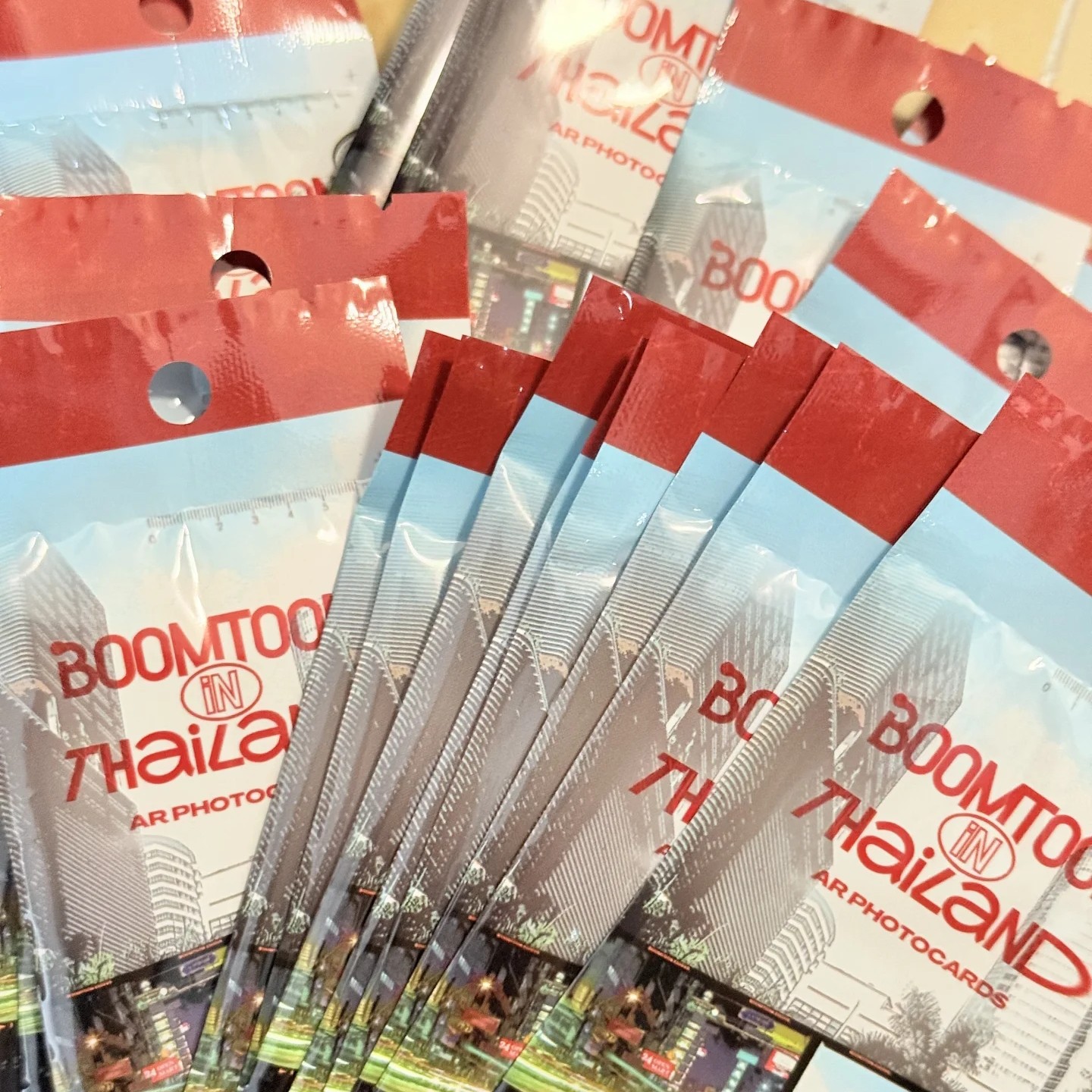 [拆包]泰bom韩版随机卡 一包三张 盲盒 直播代拆