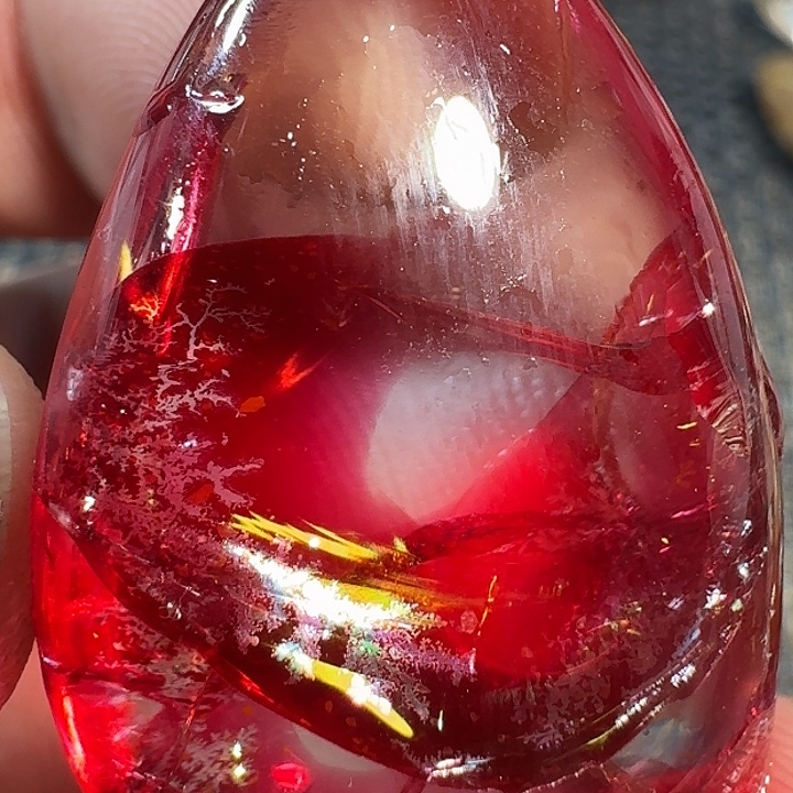 修***上发晶颈饰未镶嵌你