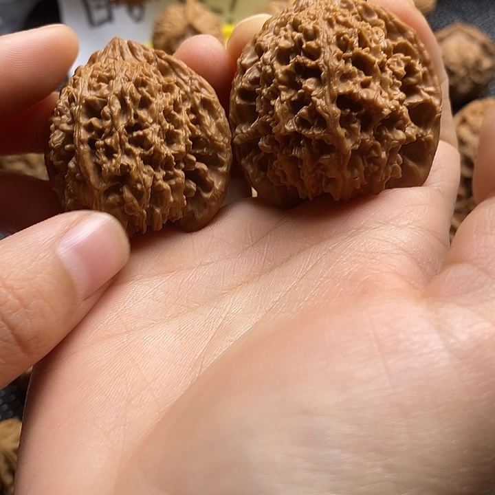 阿***文文玩核桃吊坠满天星