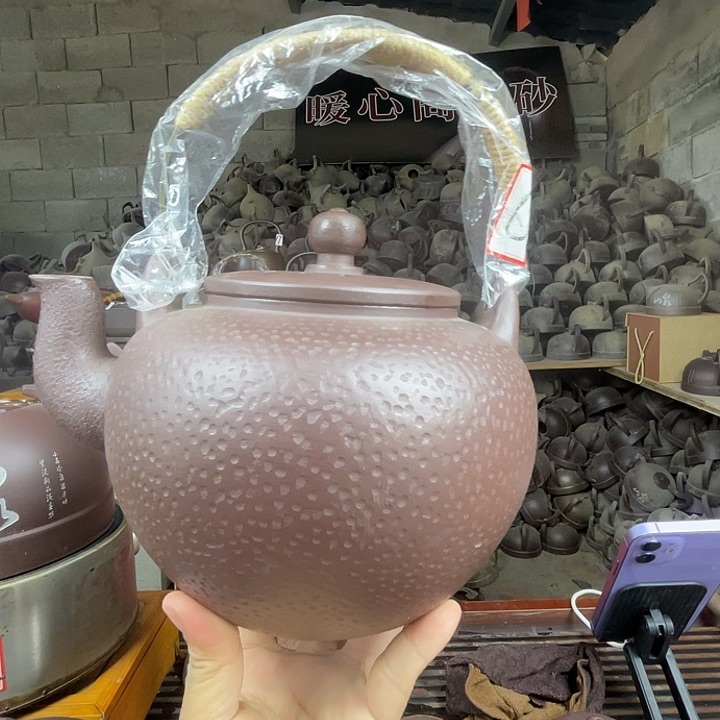 紫砂等珍贵文物的保护工作也得到了