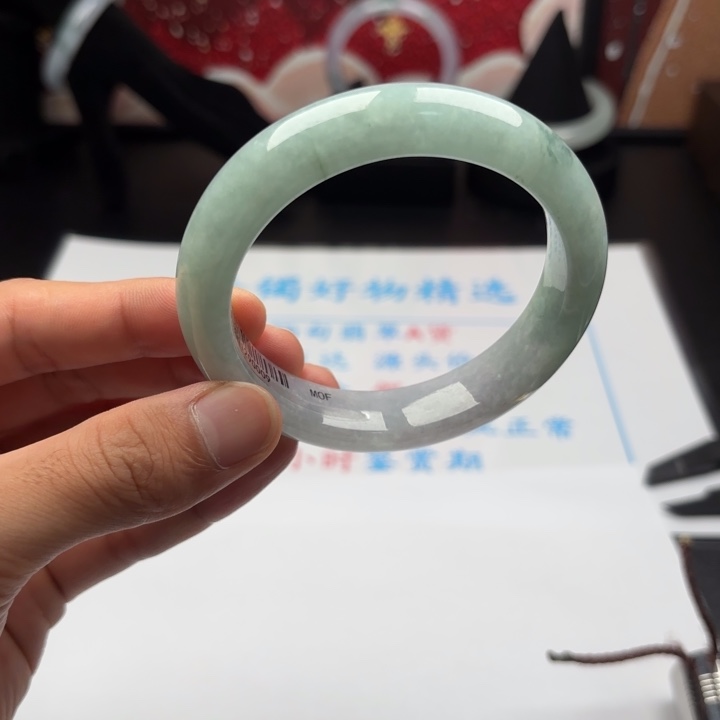 翡翠未镶嵌手镯61 x6 19