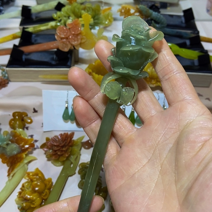 蛇纹石玉发簪未镶嵌