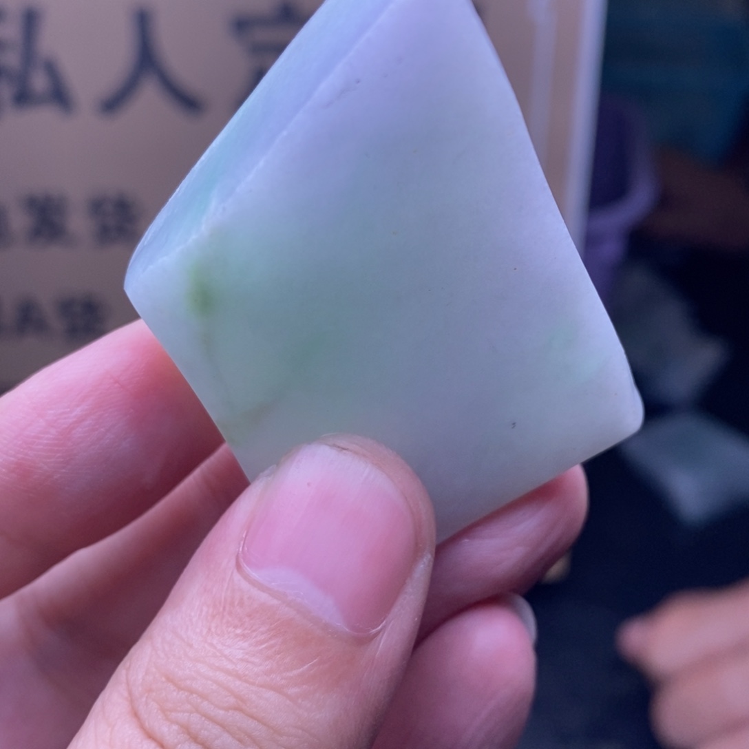 定制翡翠未镶嵌      